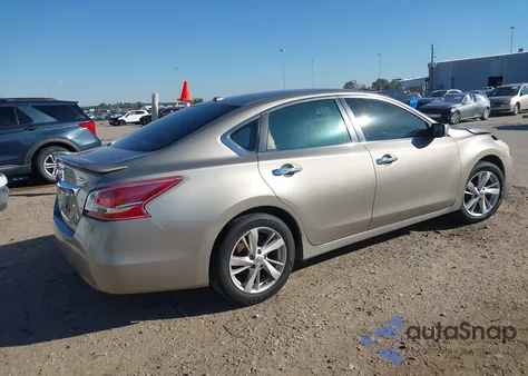 2013 Nissan Altima 2.5 Sv z USA, uszkodzony, nr VIN 1N4AL3AP5DC106091